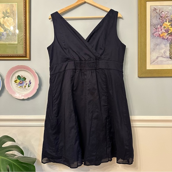 Lands' End Navy Blue Cotton Pleated Mini Dress V-Neck Cocktail Size 14 Nautical - Picture 3 of 7